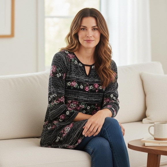 Paper Crane Dresses & Skirts - Paper Crane Black Floral Long Sleeve Racer Back Mini Shift Dress Size L